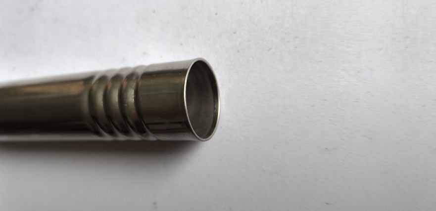 不锈钢圆管翻边压平