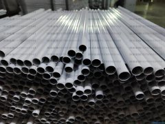 为什么铁管一定要做喷塑工艺